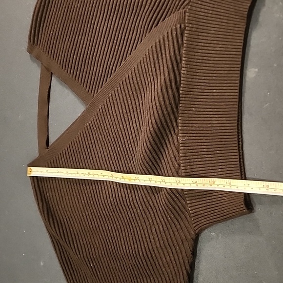 FOREVER 21 Black Criss Cross Drape Front Dolman Sleeve Knit Sweater Small - Picture 6 of 10